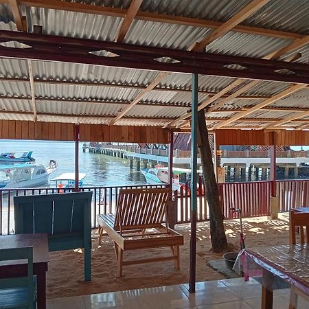 Mamalis Homestay Manado Ngoại thất bức ảnh