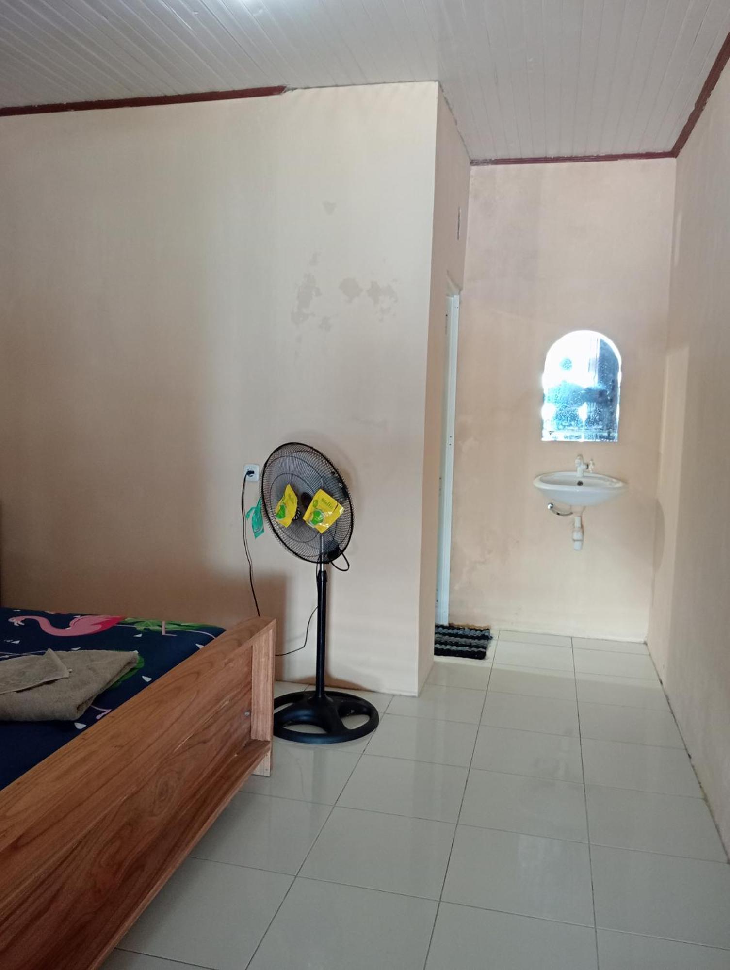Mamalis Homestay Manado Ngoại thất bức ảnh